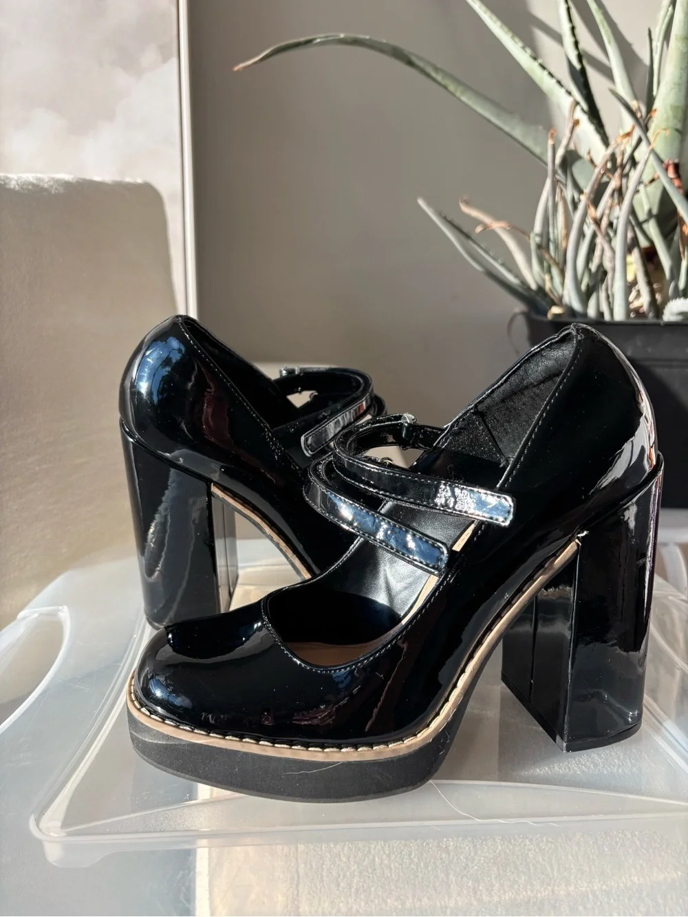 Steve Madden Black Patent Platform Mary Jane Heels